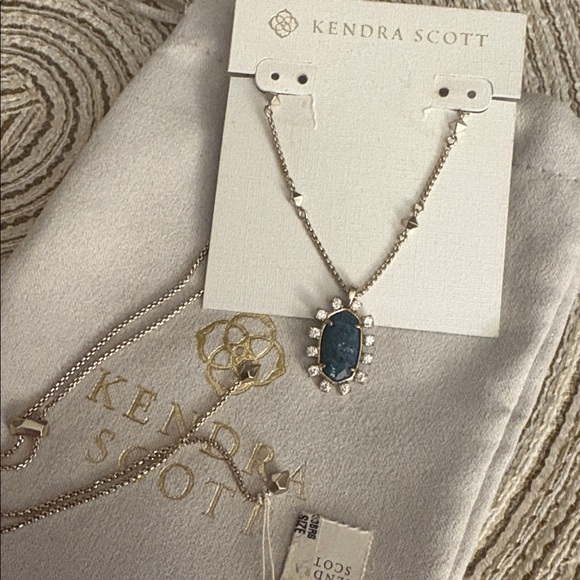 Nwt Kendra Scott Necklace Gold with Teal blue stone, cubic zirconia stones - Picture 6 of 9